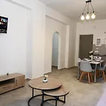 Georgias Apt,brand New 2025 Modern In The Center Of Апартаменты Аликанас