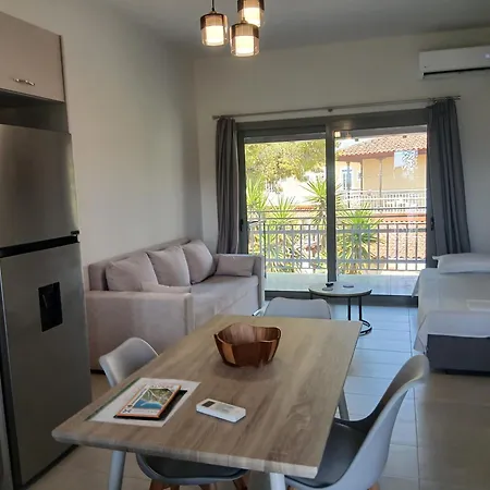 Apartmán Georgias Apt,brand New 2025 Modern In The Center Of